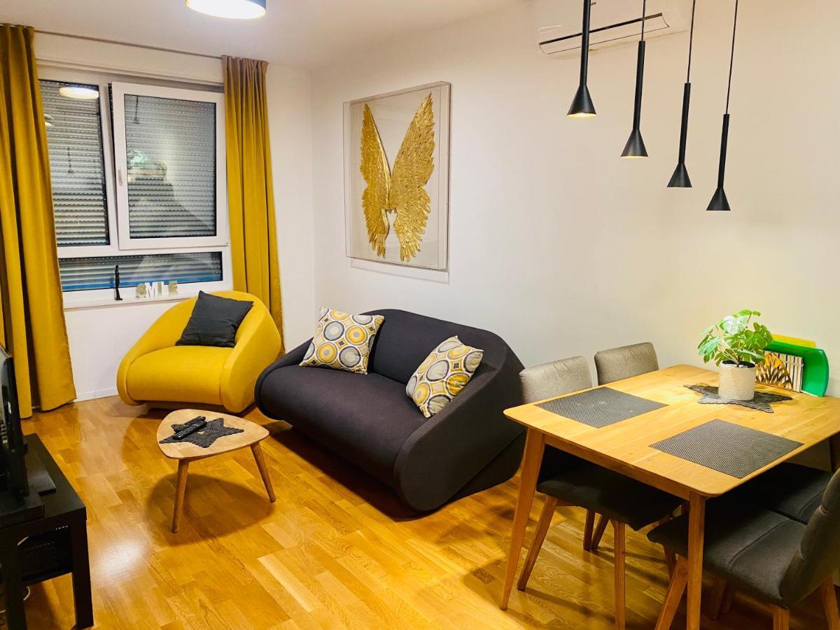 Studio Apartman Krila Wings- Parking In Garage Zagreb Eksteriør billede