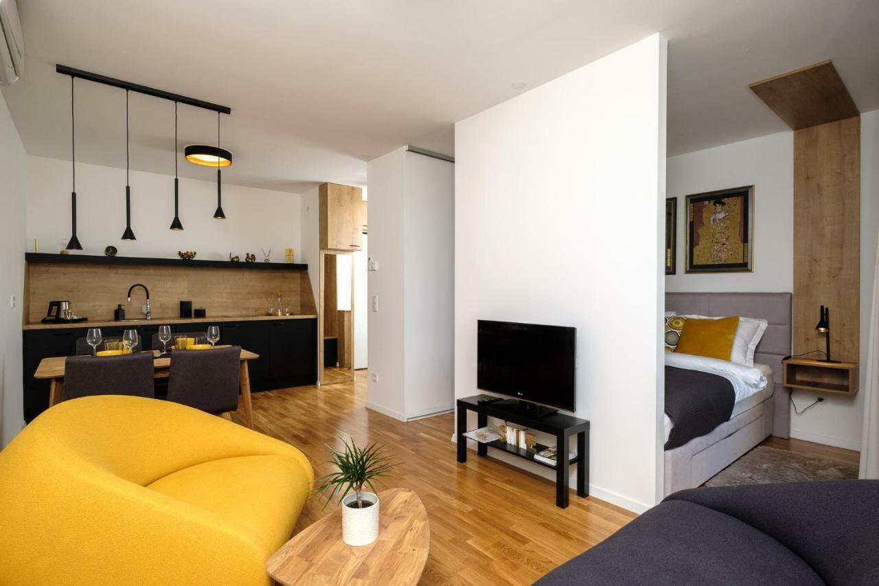 Studio Apartman Krila Wings- Parking In Garage Zagreb Eksteriør billede